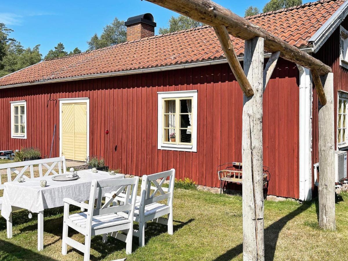4 Person Holiday Home In Furuby Exteriör bild