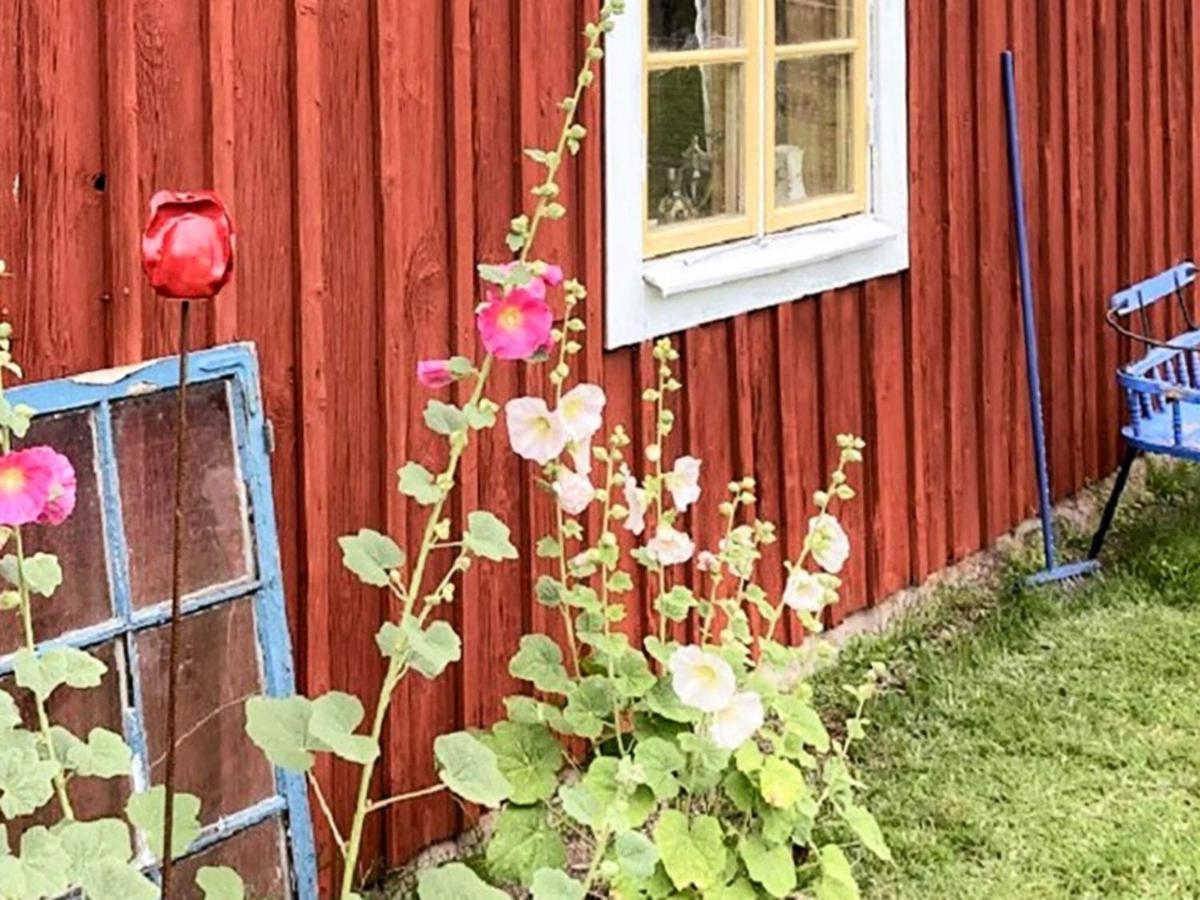 4 Person Holiday Home In Furuby Exteriör bild